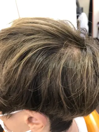 ショート カラー 桧山 真のヘアスタイル