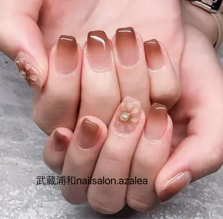 ネイル R inのネイルデザイン