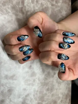 ネイル Piacere所属・Piacere 絵美のネイルデザイン