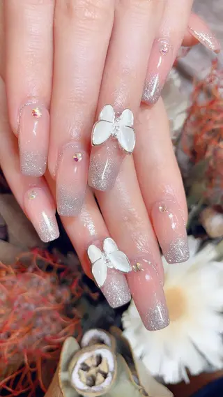 ネイル fleur nailのネイルデザイン