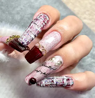 ロング ネイル まり りぃ〜んのネイルデザイン