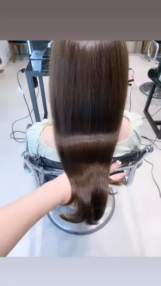 ロング カラー 透明感/オリーブ/ グレージュ/YUKAのヘアスタイル