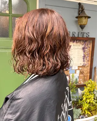 ショート パーマ 清水千優/パーマ/透 明感カラー/メンズのヘアスタイル