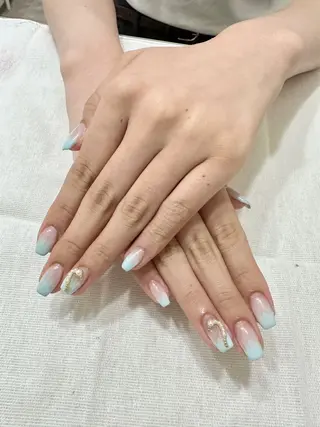 ロング ネイル T&B ネイル渋谷店のネイルデザイン