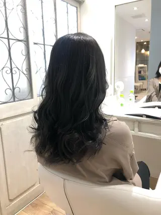 セミロング カラー パーマ ヘアアレンジ メンズ キッズ ネイル マツエク・マツパ 🫧垢抜けヘア🫧 SHIORIのヘアスタイル