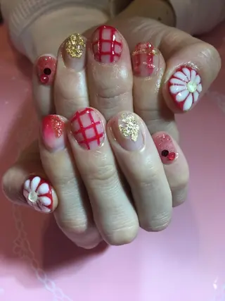 ネイル 古川 里美のネイルデザイン