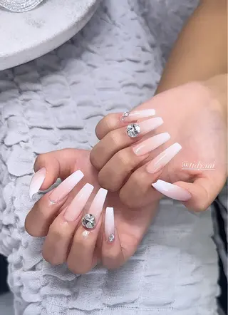 ネイル TIDY M&Mのネイルデザイン