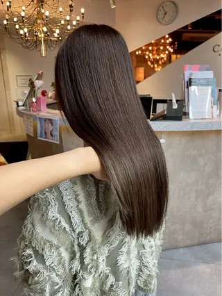 ロング 茶谷 沙穂のヘアスタイル