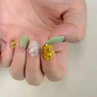 ネイル アトリエ　ミモザ所属・いまむら あかりのネイルデザイン