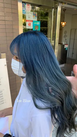 ロング カラー 🌈re-room EIKI🇰🇷のヘアスタイル
