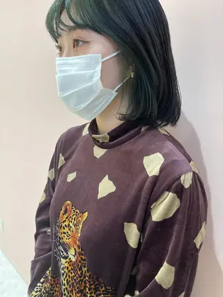 ショート カラー ハラダ リョウセイのヘアスタイル