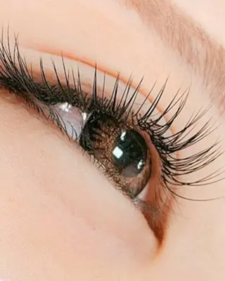 マツエク・マツパ サハシ シオリの眉毛・アイブロウイメージ