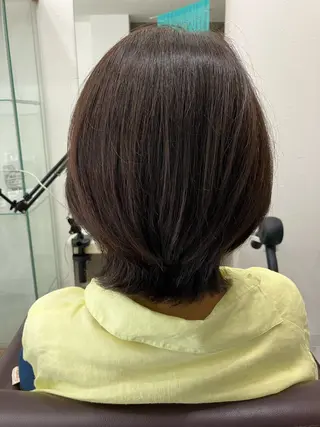 ミディアム 荒谷 早苗のヘアスタイル