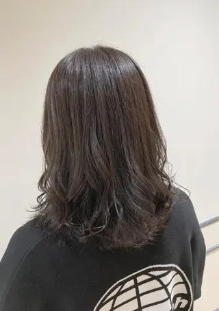 ミディアム 松島 涼花のヘアスタイル