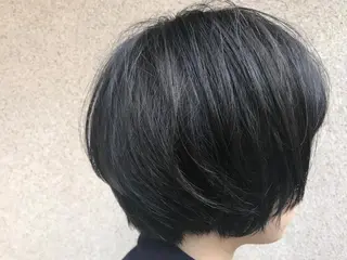 ショート カラー vato マンツーマンサロンのヘアスタイル