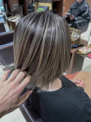 ミディアム モードケイズJR尼崎 トップサロンdのヘアスタイル