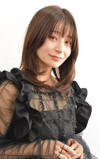 セミロング カラー ハートボックス　四ツ谷所属・Heart box 仲嶺　瑠輝のヘアスタイル