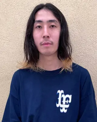 ミディアム カラー メンズ 塩谷 雪花のヘアスタイル