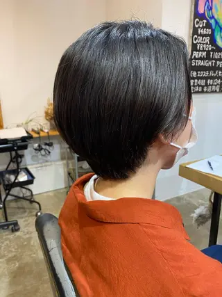 ショート 小日向 沙織のヘアスタイル