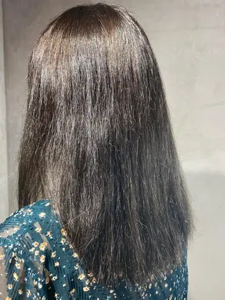 ロング Toiro中目黒所属・寄主 洸雅のヘアスタイル