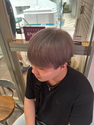 カラー メンズハイトーン 北斗💍レイヤーのヘアスタイル