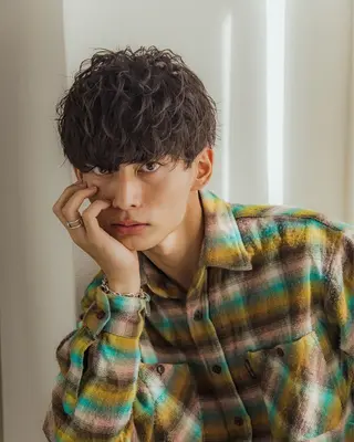 メンズ 🎖️似合わせメンズ パーマ🎖️カネキのヘアスタイル