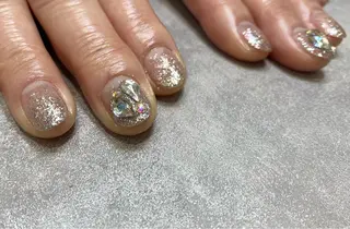 ネイル gluck(グリュック)所属・なかがわ まゆこのネイルデザイン