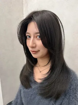 ロング カラー 新島 涼のヘアスタイル