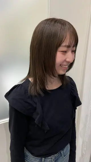 ミディアム カラー { door } Kawasakiのヘアスタイル