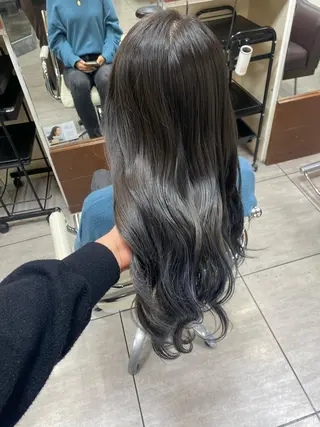 ロング カラー ヘアアレンジ HAIRSALONLOOP所属・川上 麻梨阿のヘアスタイル