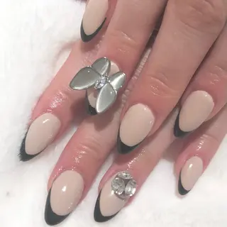 ネイル ドライヘッドスパ 名古屋駅徒歩5分のエステ・リラクイメージ