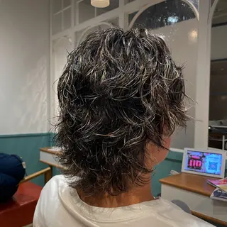 パーマ メンズ CRESCENDO 山本樹カットカラーのヘアスタイル