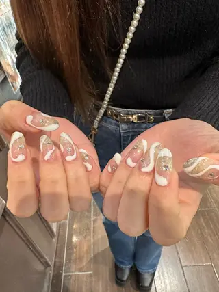 ネイル 個性派ネイル 🌼 ハルカ ♡の眉毛・アイブロウイメージ