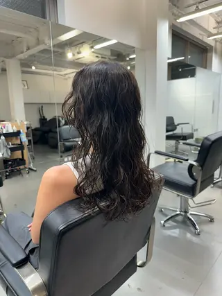 セミロング パーマ お悩み解決パーマ hana🩰のヘアスタイル