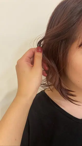 カラー Stoop所属・伊賀 海優のヘアスタイル