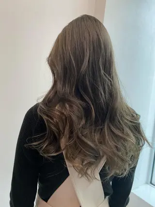 ロング カラー salowin梅田茶屋町suite所属・ハイトーンヘア/ 島崎　タクミのヘアスタイル