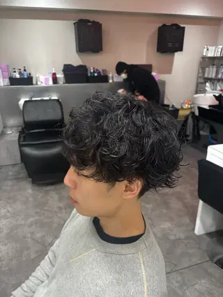 パーマ メンズ メンズ特化✨️ 韓国風パーマ🔥一八のヘアスタイル
