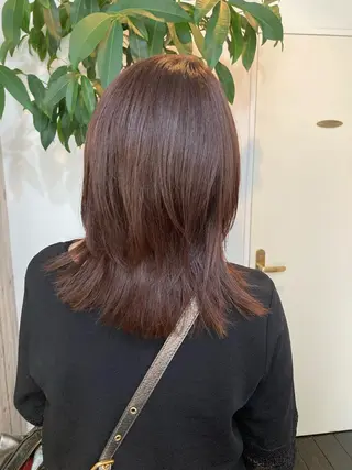 セミロング atoll所属・中山 ルミ子のヘアスタイル