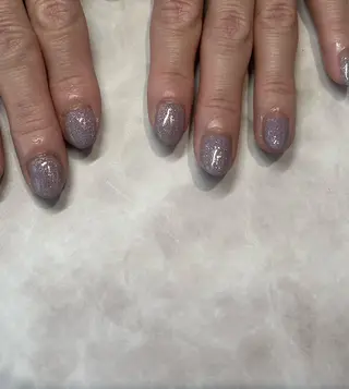 ネイル ネイルグラマラス 西新井店所属・高宮 菜乃のネイルデザイン