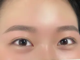 アイブロウ 𝐢'𝐦 𝐇𝐨𝐧𝐲𝐨の眉毛・アイブロウイメージ