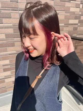 ミディアム カラー MANAMI🪸 インナーカラーのヘアスタイル