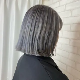 ショート カラー abilita AZUSAのヘアスタイル