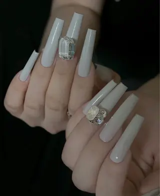 ネイル e llaのネイルデザイン