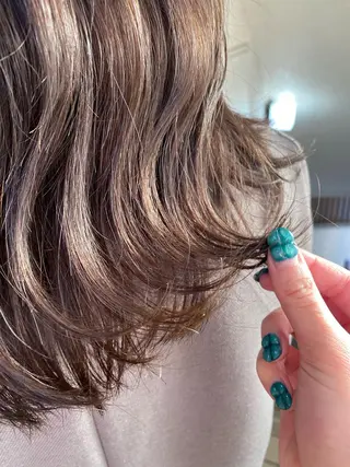 セミロング カラー ヘアアレンジ niconail 千歳烏山店所属・niconail 🧣ayu 📍烏山のネイルデザイン