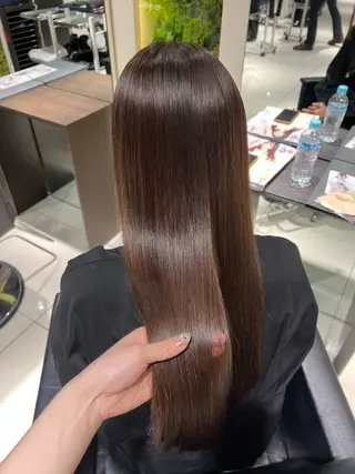 ロング 🧊🪞透明感カラー himeのヘアスタイル