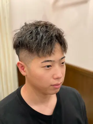 ショート ヒロ銀座 BARBAR SHOP 新宿所属・土井 康永のヘアスタイル