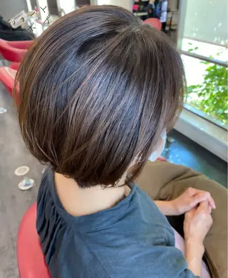ショート カラー ENVY(エンヴィ)所属・丁寧なカウンセリング 🌱ikumi🌱のヘアスタイル