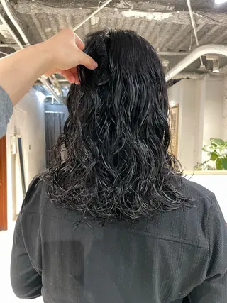 ミディアム パーマ レイヤー×初 パーマ|hinakoのヘアスタイル