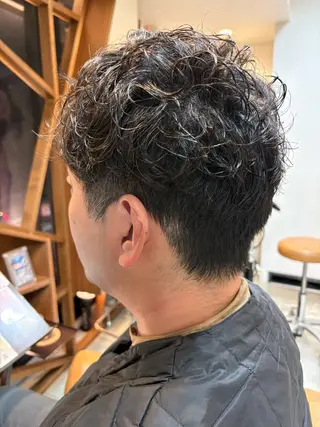 パーマ メンズ ORO西宮/ ナカエ テッタのヘアスタイル