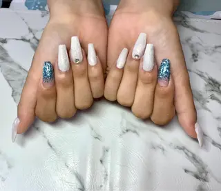 ネイル x.1.0.nail ♡Cのネイルデザイン